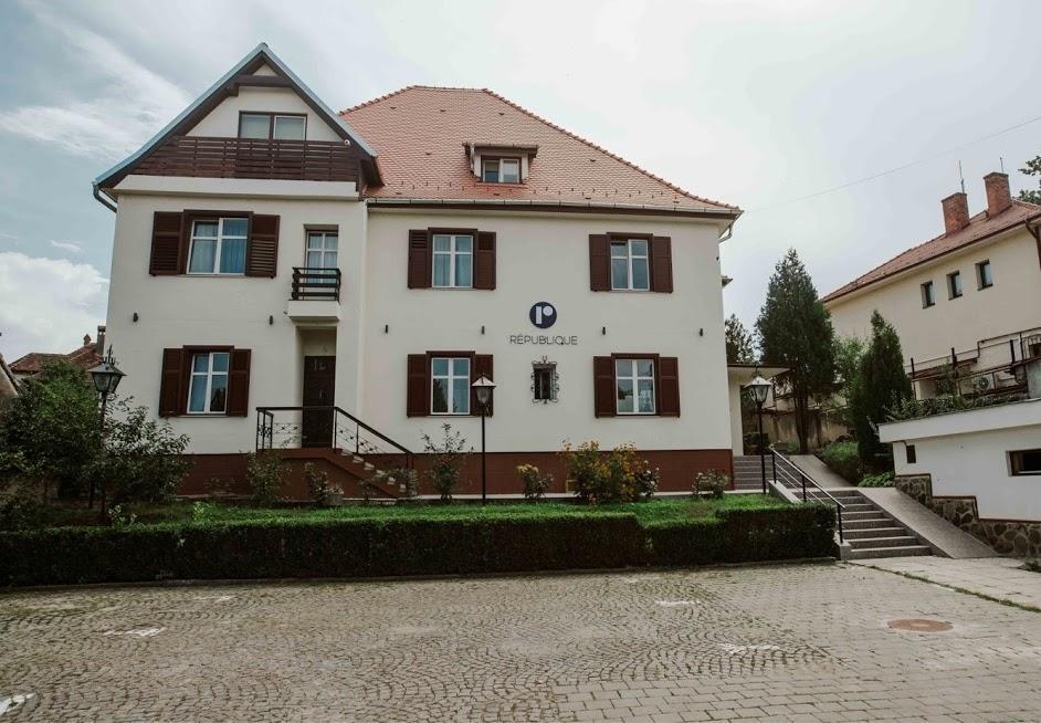 Republique Hotel Sibiu Exterior foto